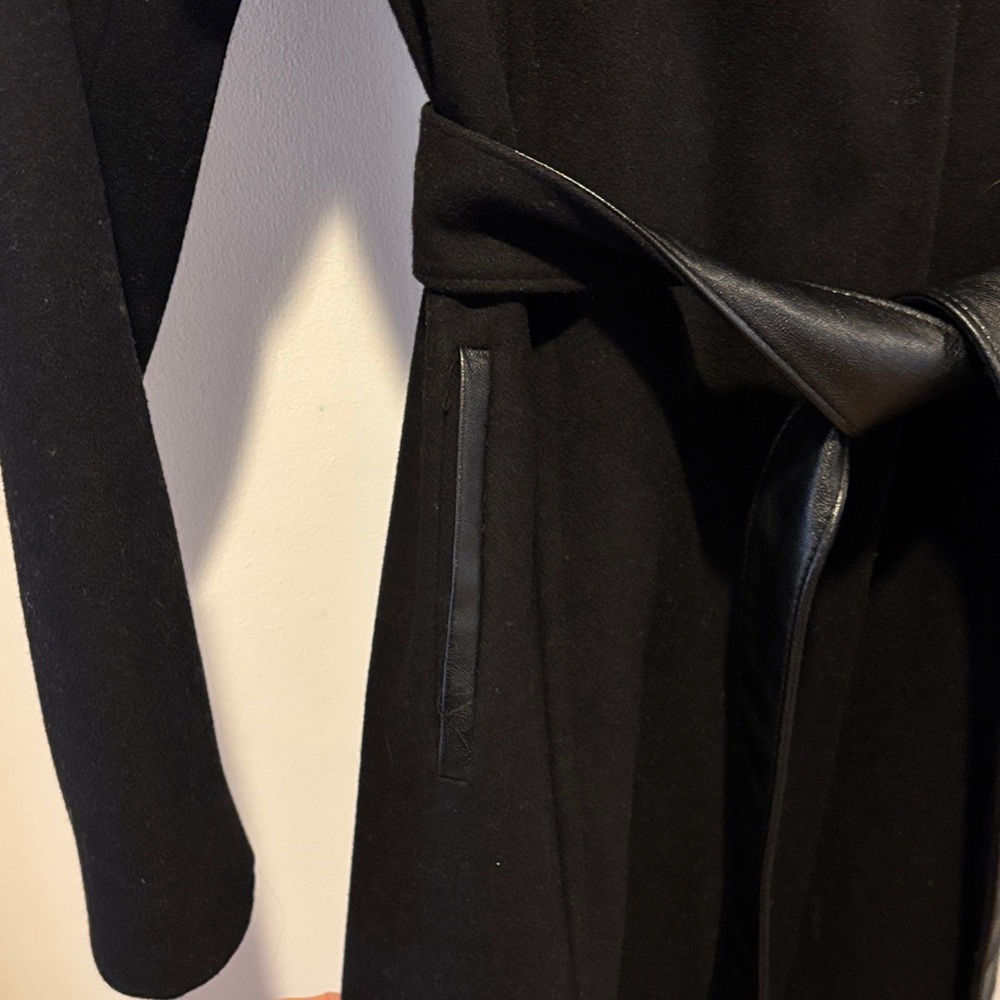 Preston & York Black Trench Coat with Fur Collar - Picture 7 of 7